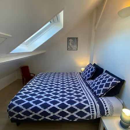 Quatre Couchages, 100 M Appartement *